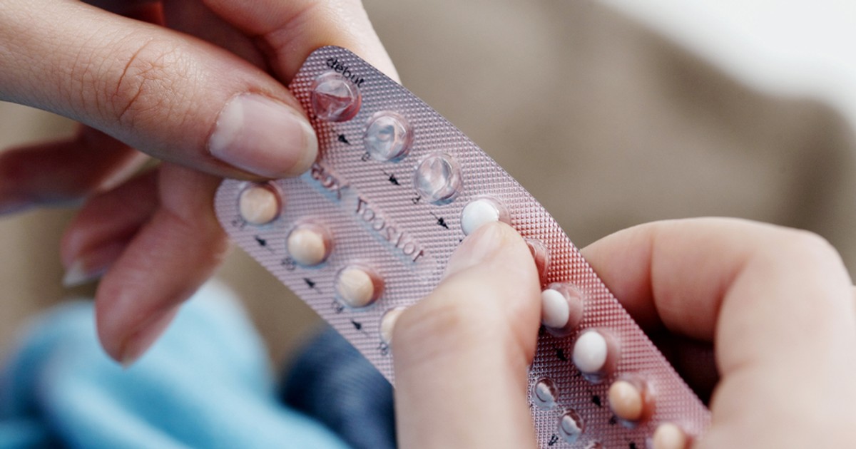 Czy Ginekolog Przepisze Tabletki Antykoncepcyjne Na Pierwszej Wizycie Tabletki antykoncepcyjne a ciąża. Jak działają pigułki? Skutki uboczne