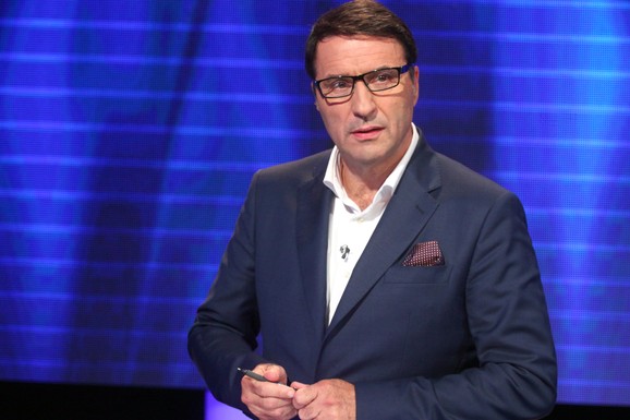 EMOTIVNI SUSRET U KVIZU "POTERA" Jovan Memedović ne može da veruje ko je jedan od takmičara: Odmah mu se obratio