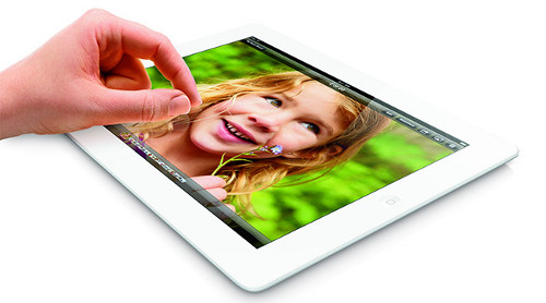 Najpopularniejszym urządzeniem mobilnym w polskiej sieci jest iPad. fot.: Apple. 