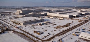 Koronawirus rozerwał dotychczasowe łańcuchy dostaw. Czy wzmocni to wschód Europy?