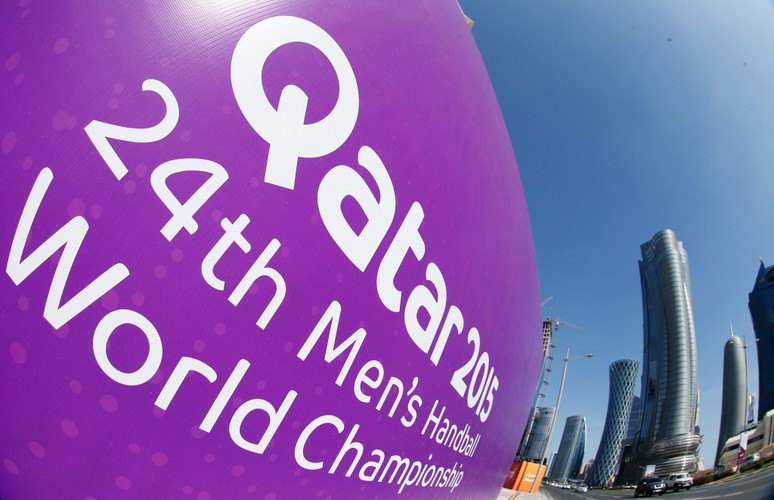 Katar gotowy na mundial. Piłkarze ręczni zagrają na pustyni