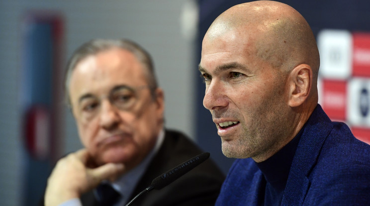 Zinédine Zidane
(jobbra) lemondott, az edző döntése megdöbbentette a
klubelnök Florentino Pérezt / Fotó: AFP