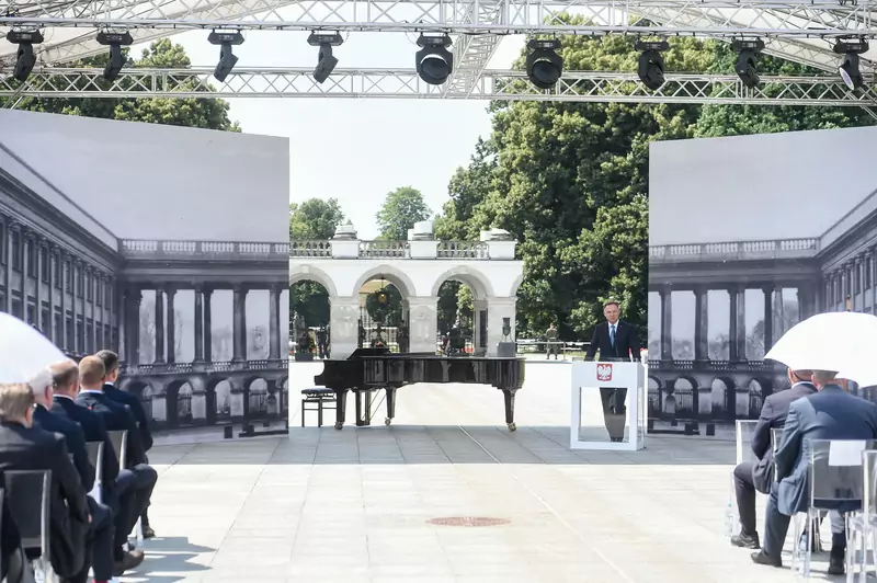 Andrzej Duda na początku lipca ogłosił odbudowę Pałacu Saskiego