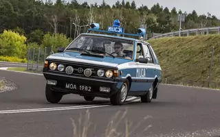 Polonez 1500 radiowóz — klasyk, który tworzył historię