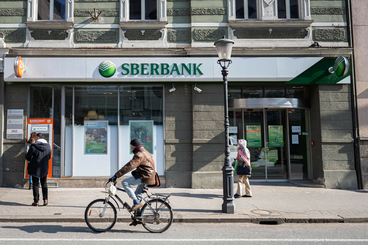Rosyjskie banki sparaliżowane. Skuteczny cyberatak Ukraińców