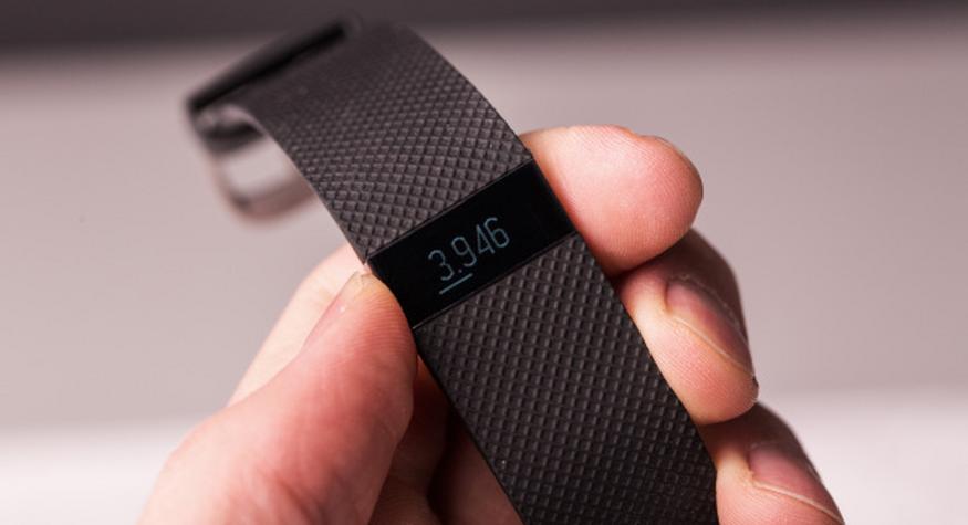 FitBit Charge HR im Test: Fitness-Tracker mit Pulssensor | TechStage