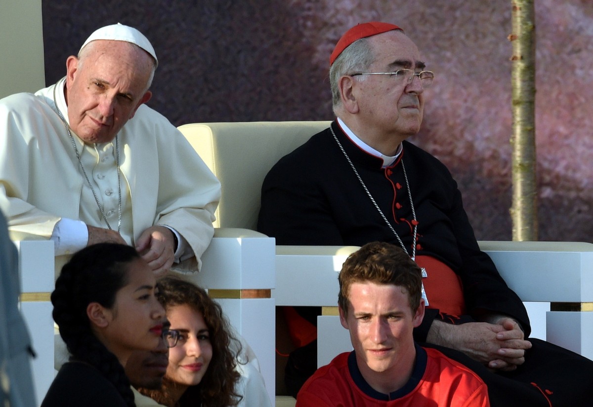 Papież Franciszek i biskup Stanisław Ryłko na Campusie Misericordiae w Brzegach.