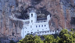 Manastir Ostrog