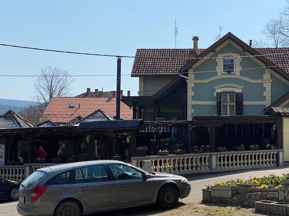 Ovde je snimana serija Stižu dolari