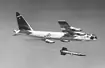 X-15 startujący z lecącego samolotu B-52B "Mothership"