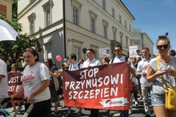 uczestnicy protestu