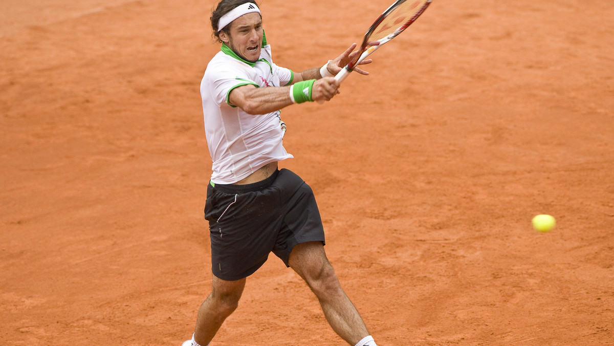 Broniący tytułu Argentyńczycy prowadzą 2:0 z USA w trzeciej kolejce drużynowych mistrzostw świata ATP Tour w Duesseldorfie i zapewnili już sobie awans do finału. Rezultat gry podwójnej nie odbierze ekipie z Ameryki Południowej zwycięstwa.