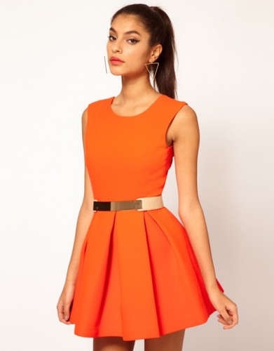 Modne sukienki na Andrzejki 2012