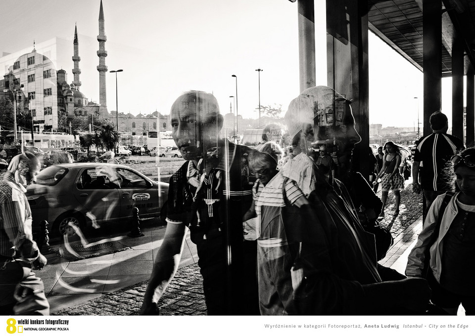 Najlepsze zdjęcia National Geographic 2012 - Istanbul - City on the Edge - Aneta Ludwig