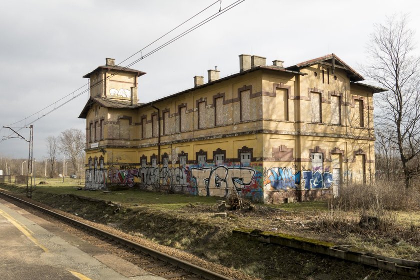 Dąbrowa Górnicza. Przebudowa dworca i budowa dróg dojazdowych