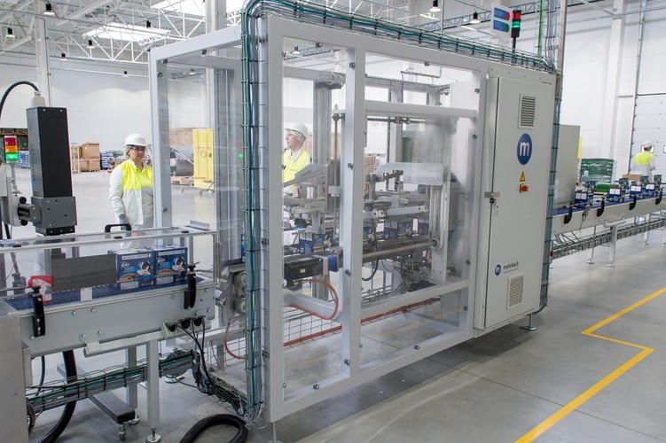 We wrześniu 2014 r. ruszył proces zamówień. Docelowo na działce o powierzchni 14,6 ha Nestlé zakłada 6-etapową inwestycję, której realizacja ma zająć w sumie 10 lat. <br><br>fot. (mk/mr) PAP/Maciej Kulczyński