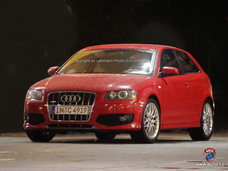 Spy Photos: Audi S3 bez maskowania