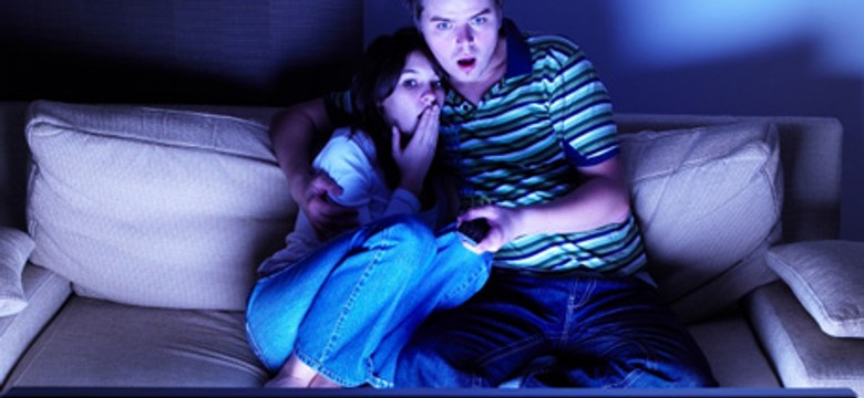 Nocne oglądanie TV wpędza w choroby