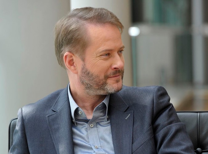 Atrur Żmijewski został zganiony za dwie reklamy - kawy Woseba i SKOK-ów. Uznano, że nie był dość wiarygodny