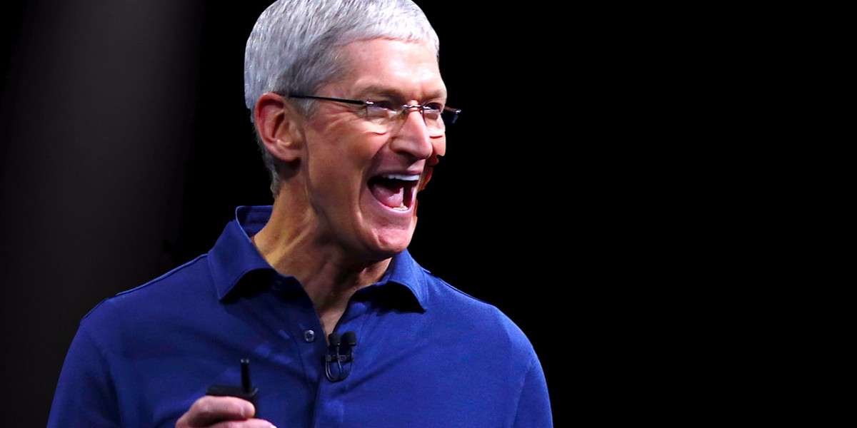 LIVE: Apple earnings