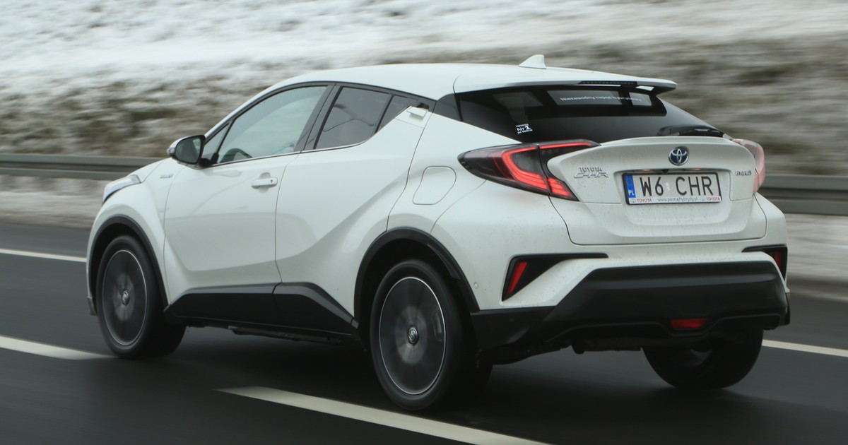 Toyota CHR Hybrid bardzo lubi miasto TEST, opinie