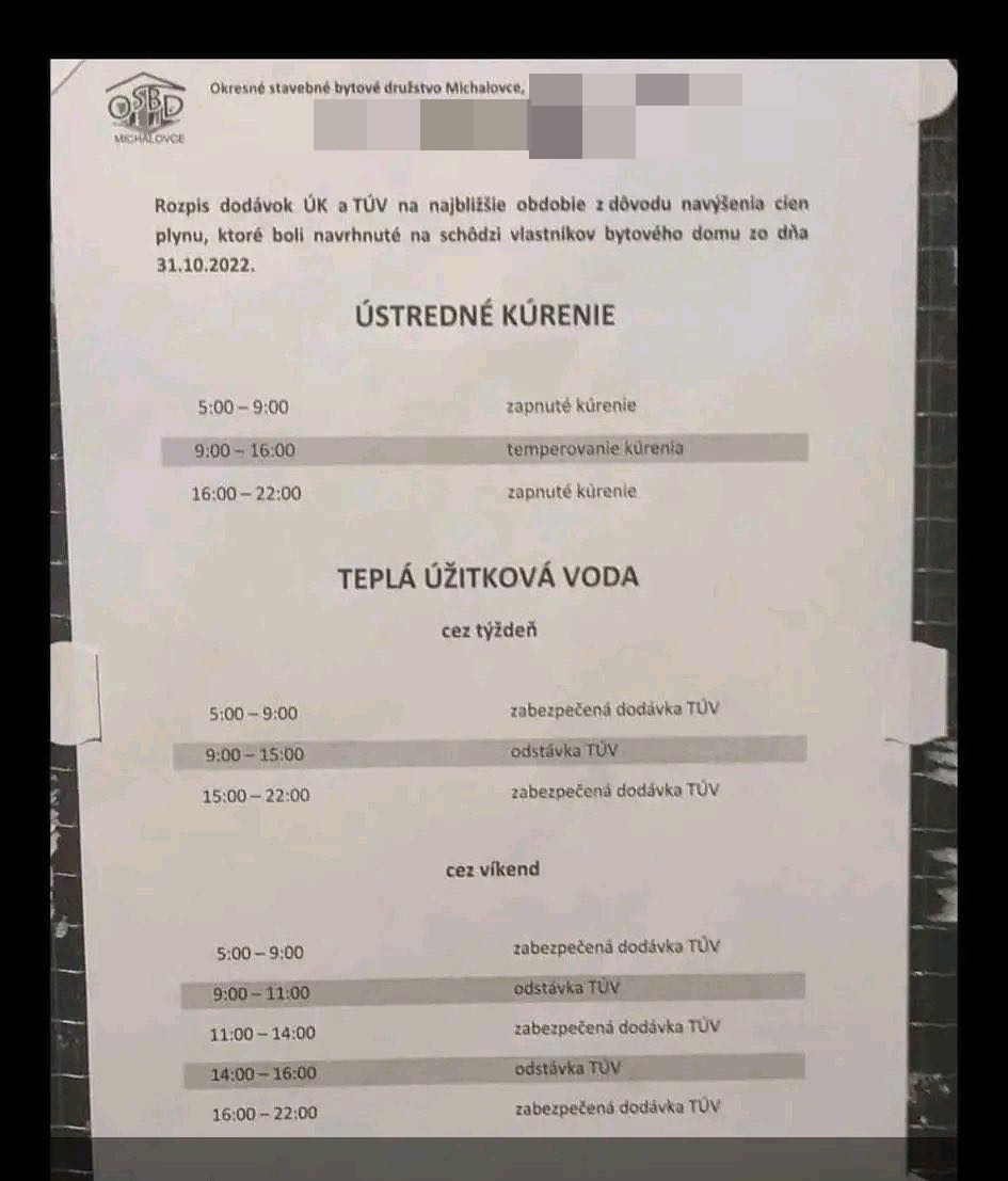 Bytový dom v Michalovciach zvolil svojský spôsob šetrenia energiami. 