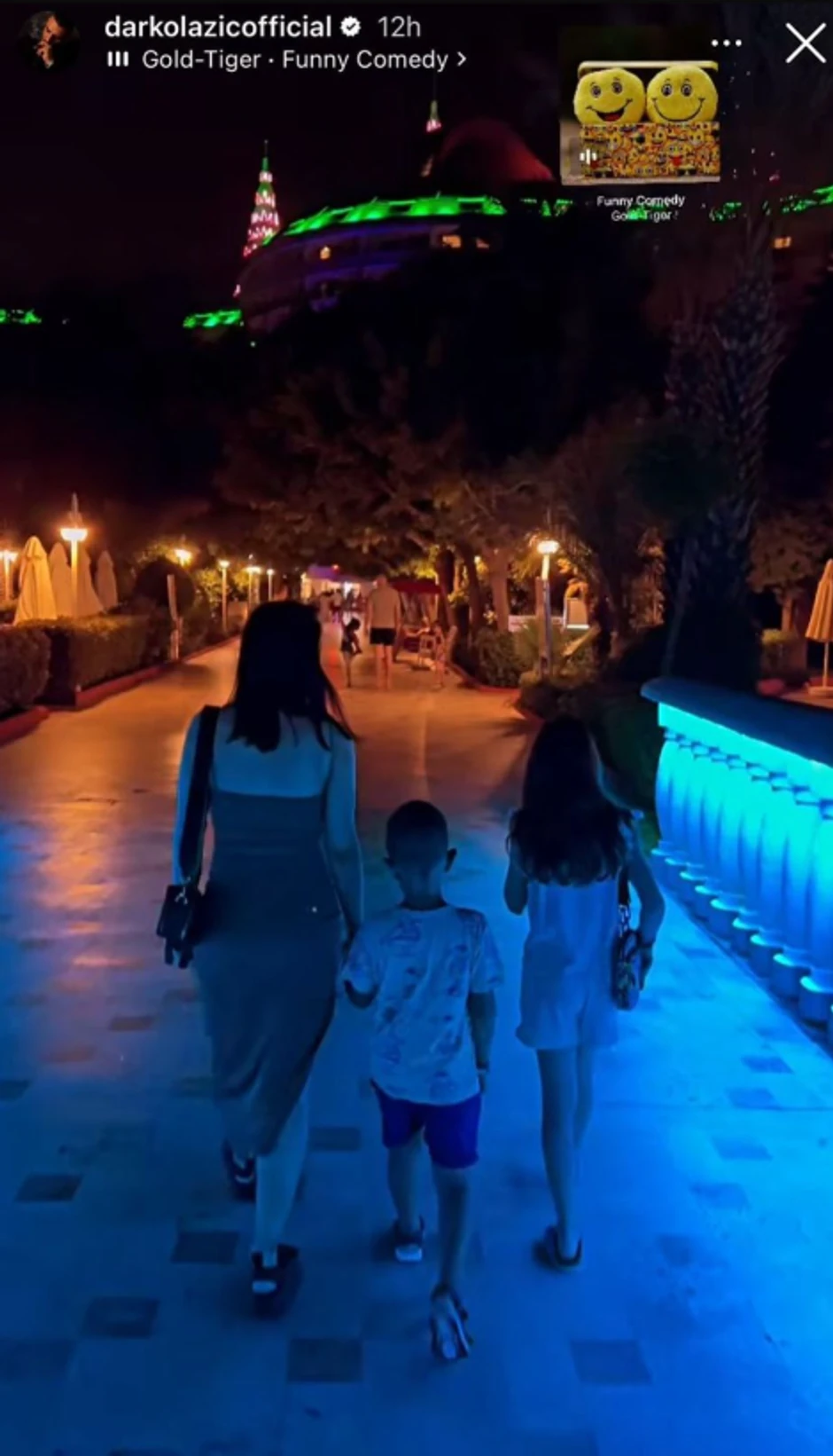 Darko Lazić sa decom na letovanju