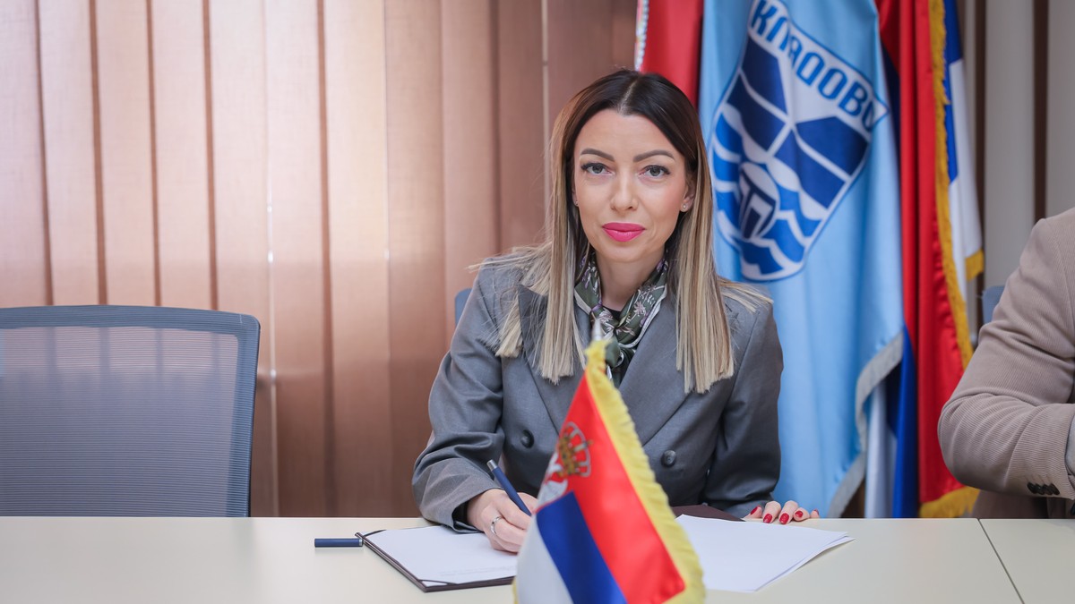 Mesarovićeva potpisala ugovor o finansiranju druge faze projekta za bazen u Kladovu