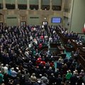 Ta maszynka się zacięła, ale nie przy rozdawaniu pieniędzy. Co zmienił Sejm