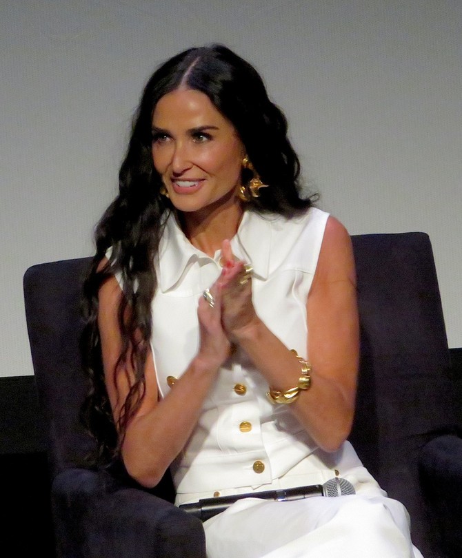 Demi Mur