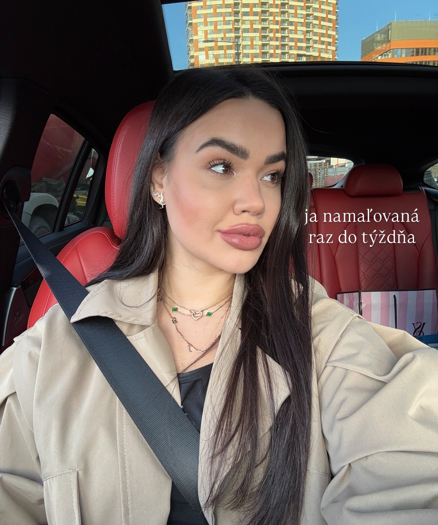 Beáta Rusnáková alias Bejba zo šou Ruža pre nevestu. 