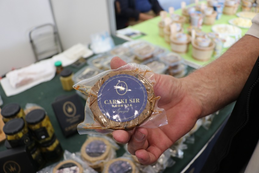 Čačak, sir sa tartufima