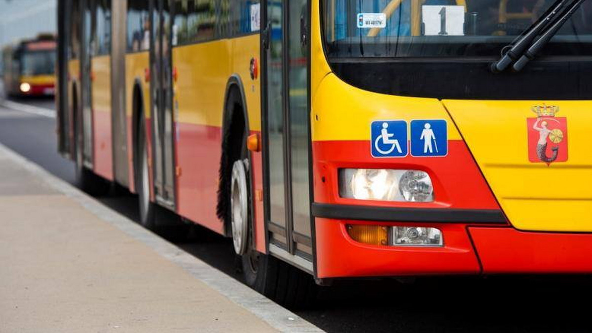 Ma powstać obok pętli autobusowej i tramwajowej, by zapewnić lepsze połączenie dla mieszkańców Białołęki z pozostałymi dzielnicami Warszawy. ZTM ponownie ogłosił przetarg na projekt budowy skrzyżowania ulic Modlińskiej i Światowida. W przyszłości powstanie tam węzeł komunikacyjny Winnica.