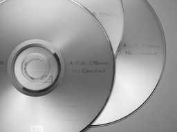 Karty pełne muzyki zastąpią CD?