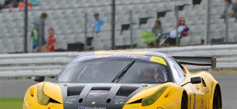 Zwycięstwo w klasie, czyli Polak za kierownicą Ferrari