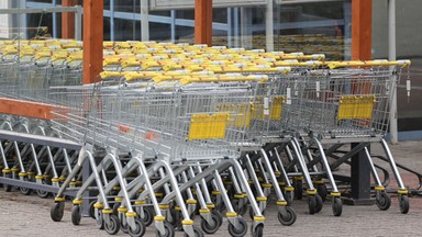 Lidl przemierza się do otwarcia sklepów w niedziele. Ma być placówką pocztową, jak Biedronka