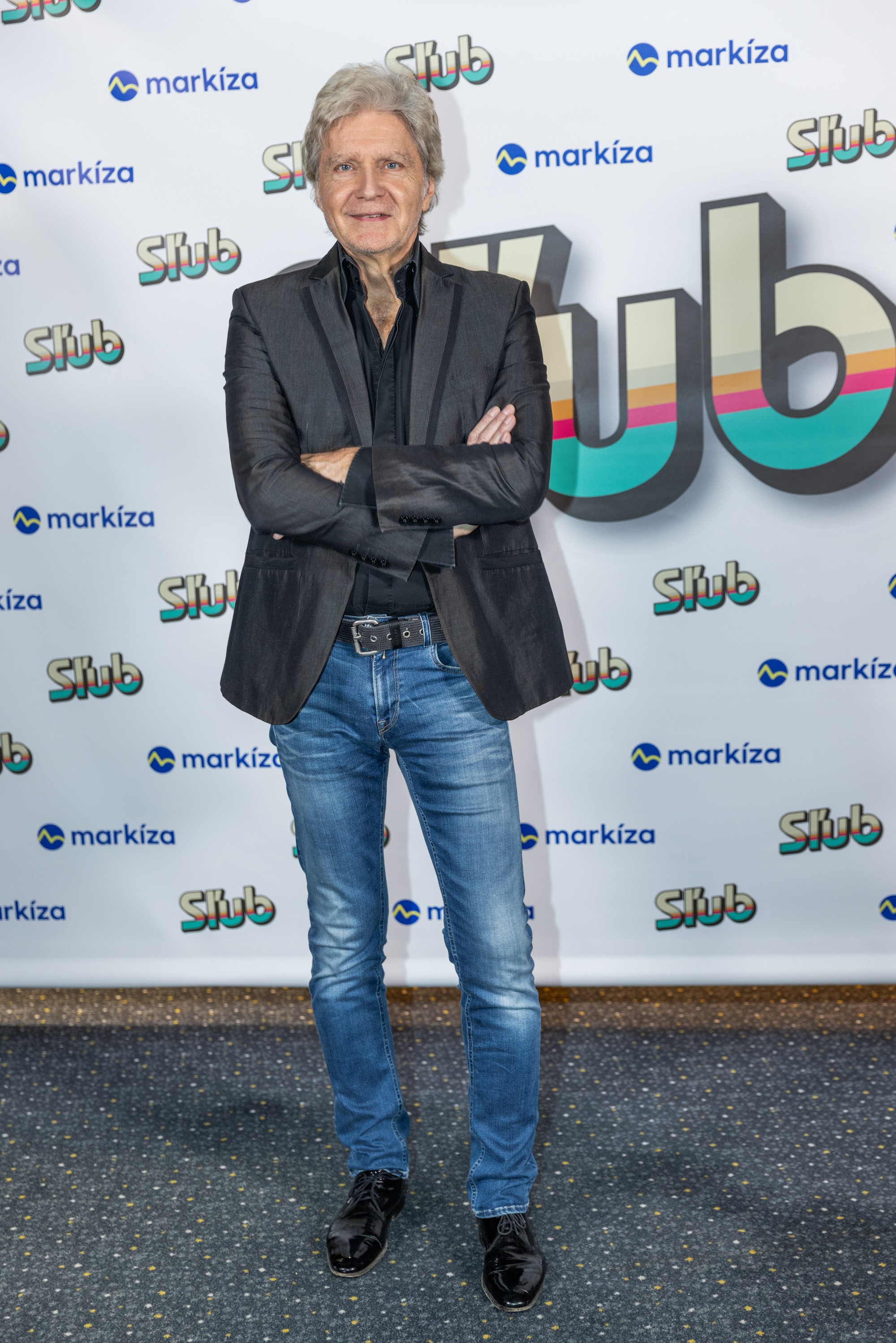 Premiéra seriálu Sľub: Štefan Skrúcaný.
