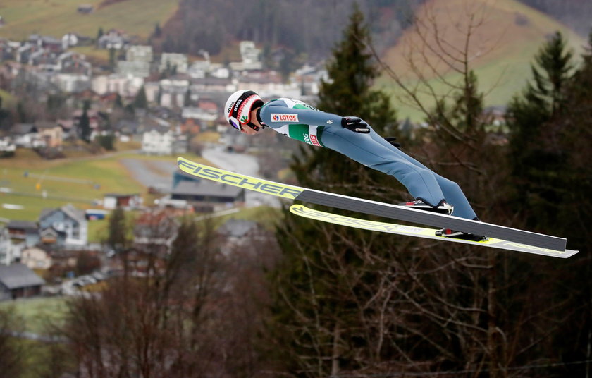 PŚ w skokach w Engelbergu