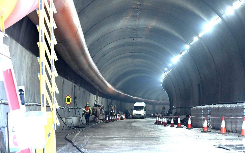 Munjino brdo po geološkim uslovima predstavlja najsloženiji tunel na drumskim saobraćajnicama koji je u novije doba izvođen u Srbiji