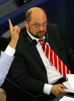 Schulz przyznaje - to ja wymieniłem 2015 r. jako rok przystąpienia Polski do strefy euro