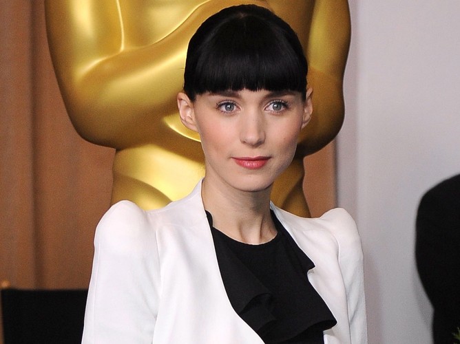 Rooney Mara – nominacja w kategorii najlepsza pierwszoplanowa rola żeńska za 'Dziewczynę z tatuażem'
