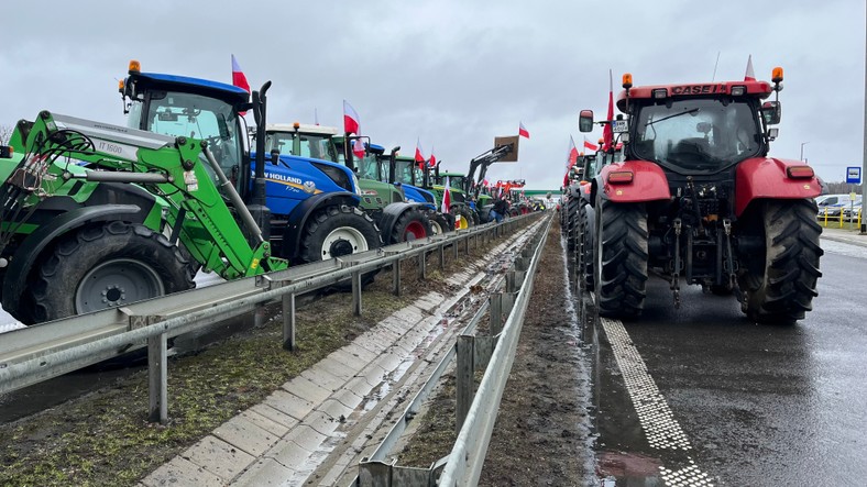 Protest podlaskich rolników i myśliwych na S8