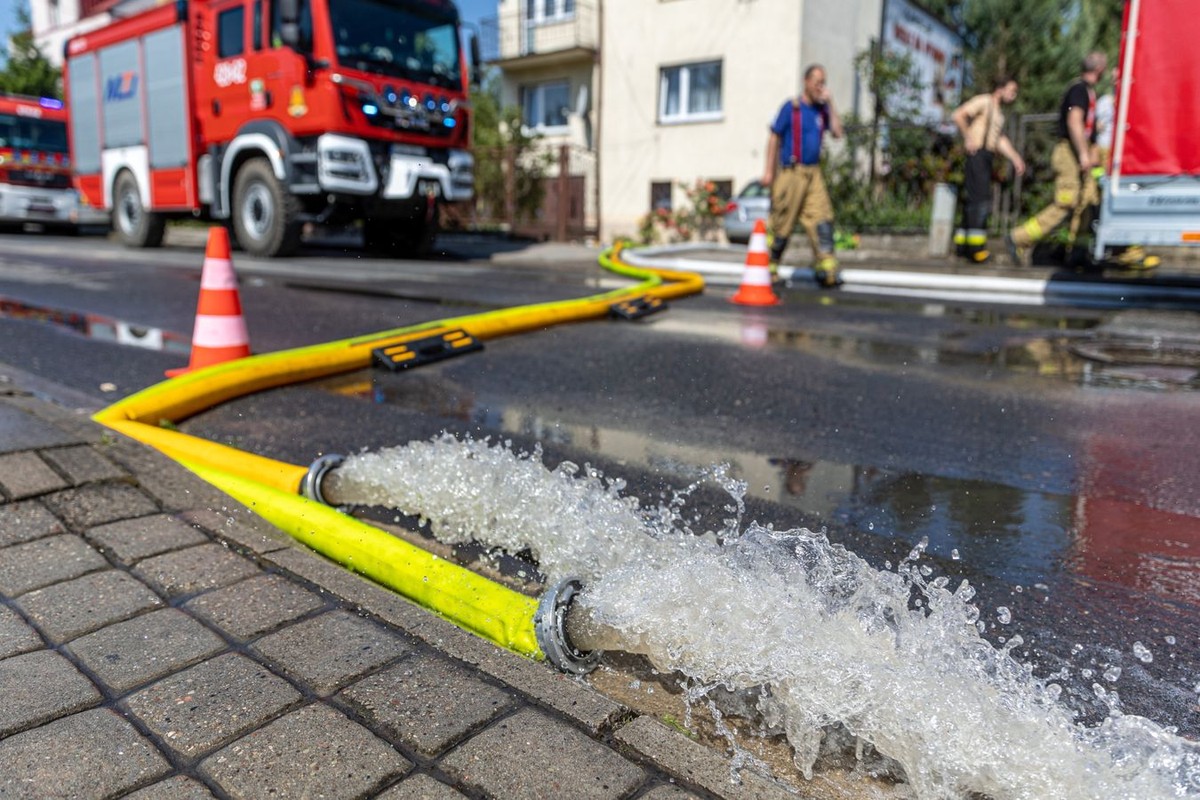 Usuwanie skutków nawałnicy, 21 bm., która przeszła nad Gnieznem