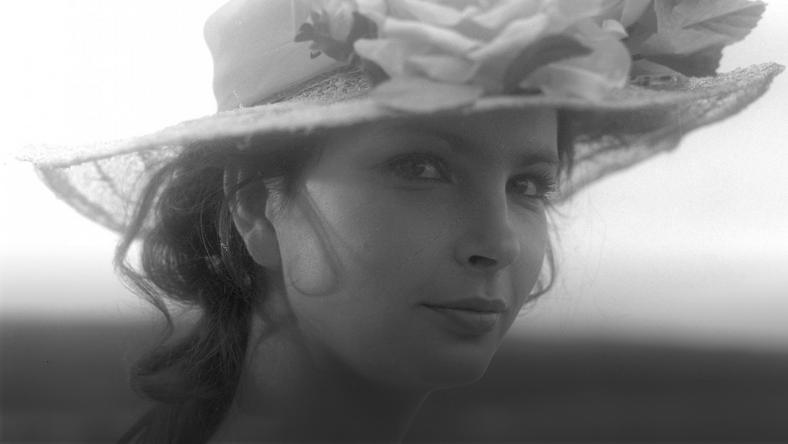 Фотографии Анны Дымной пронизаны страстью и эмоциями, заставляющими сердце замирать на мгновение