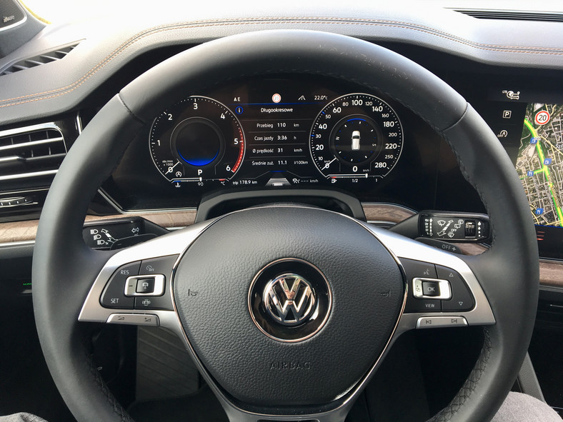 Volkswagen Touareg 3.0 V6 TDI – efektownie, komfortowo i bardzo… drogo