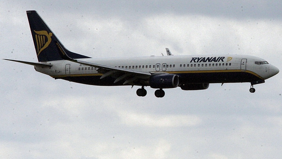 Awaria w trakcie lotu Ryanair! Pilot nadał kod 7700