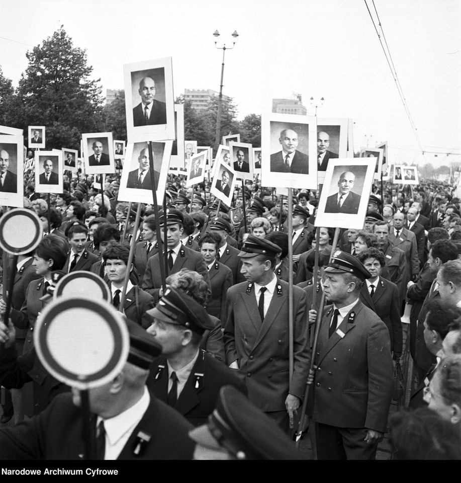 Obchody Święta Pracy w Warszawie/ 1968 rok 