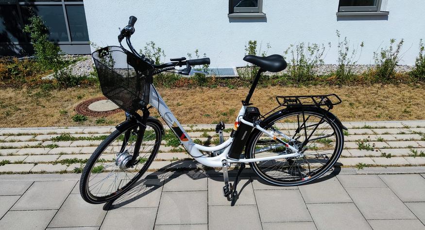 Telefunken Multitalent RC822 im Test: Dieses City E-Bike ist günstig & gut  | TechStage