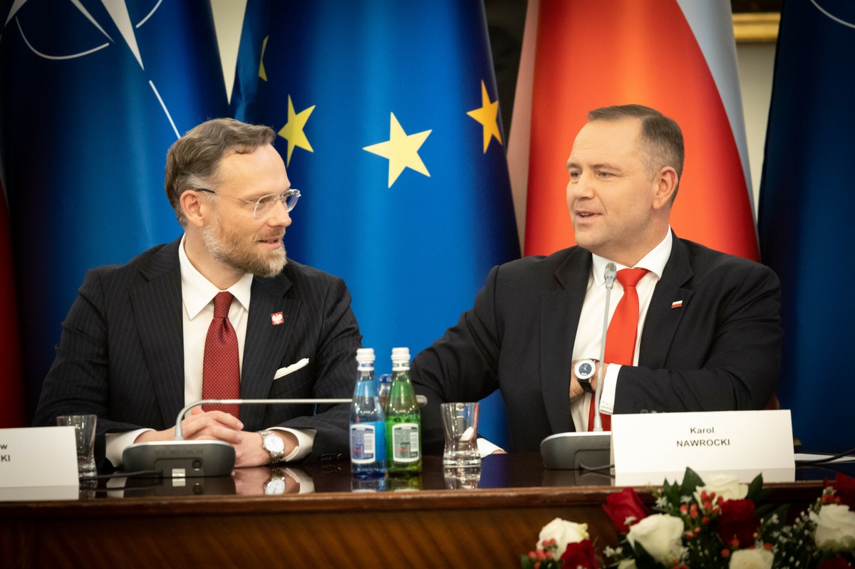 Karol Nawrocki zdecyduje o zamrożeniu cen prądu. Jest komentarz szefa KPRP