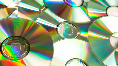 Meglepő, de egyre több zenei CD fogy az online piactéren